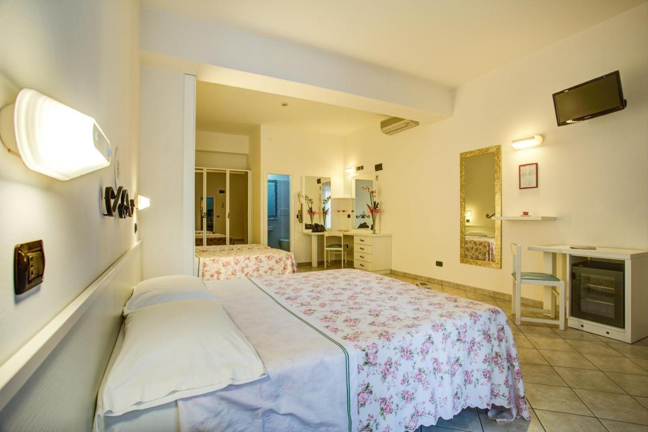 Ancora Hotel & Residence Cattolica Kültér fotó