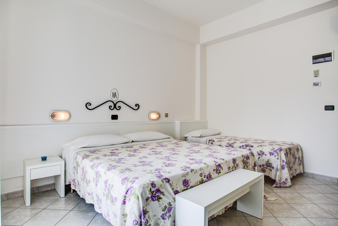 Ancora Hotel & Residence Cattolica Kültér fotó